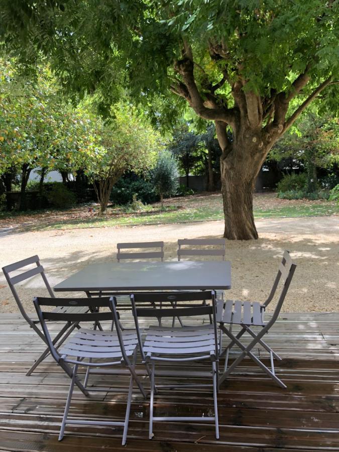 Au Rez De Jardin Hotel Cholet Exterior foto